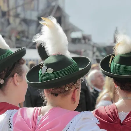 Bed & Breakfast Mammhofer & Breakfast Oberammergau